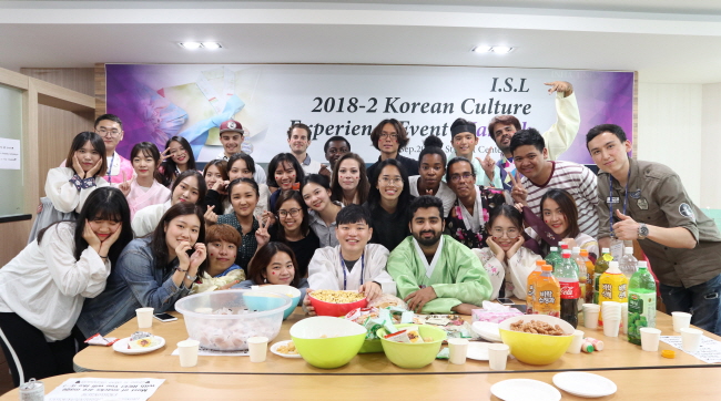 2018-2 Korean culture experience event: Hanbok